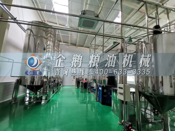 企鵝牌茶籽油雙螺桿榨油機(jī)，用心制造獲得客戶認(rèn)可(圖5)